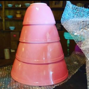 Pyrex pink bowls